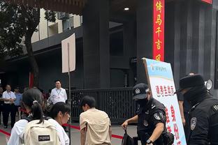 德天空：勒沃库森有意霍芬海姆前锋拜尔，球员解约金约3000万欧